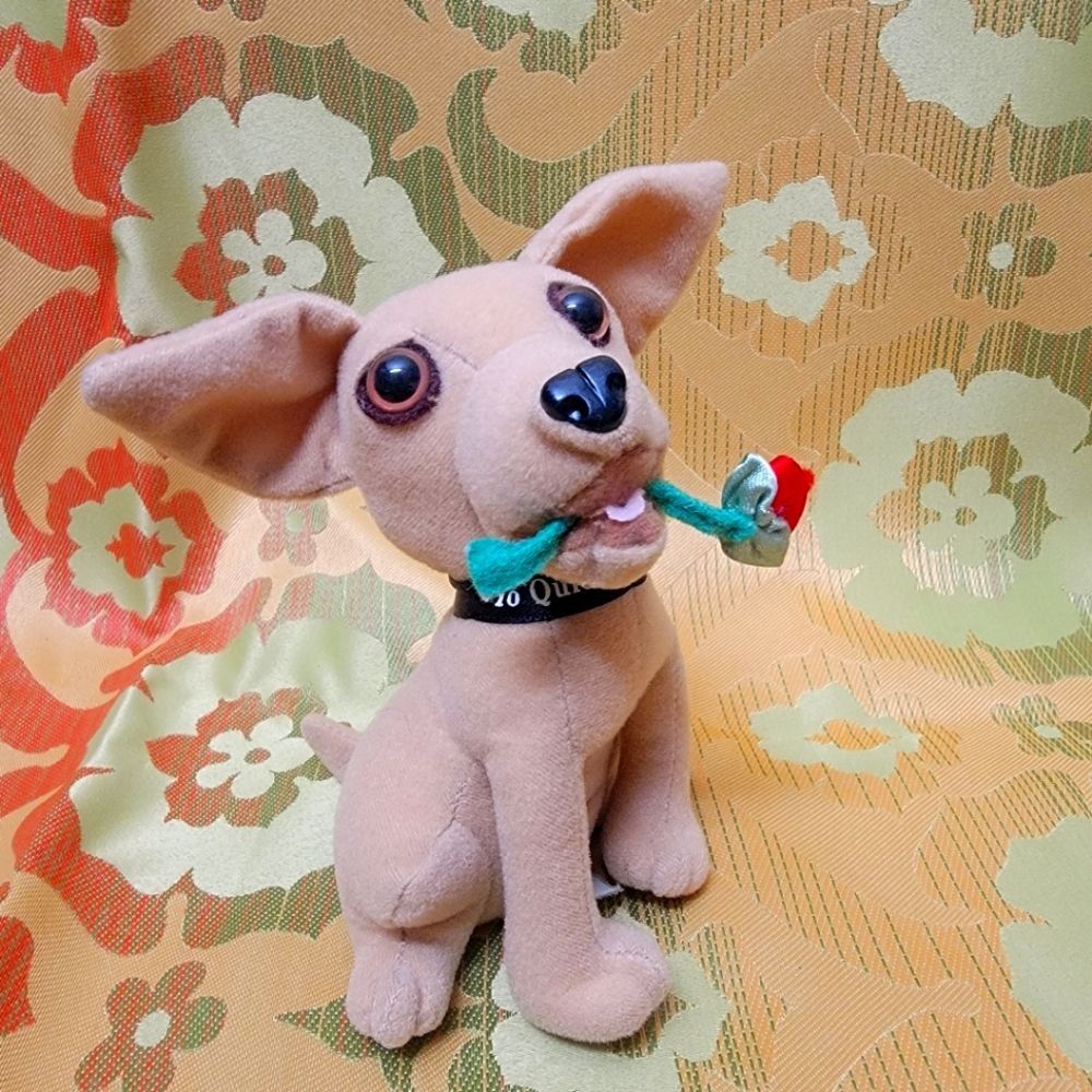 Vintage Chihuahua Stuffed Animal Toy ¡Yo Quiero Taco Bell! Dog Plush Collectible